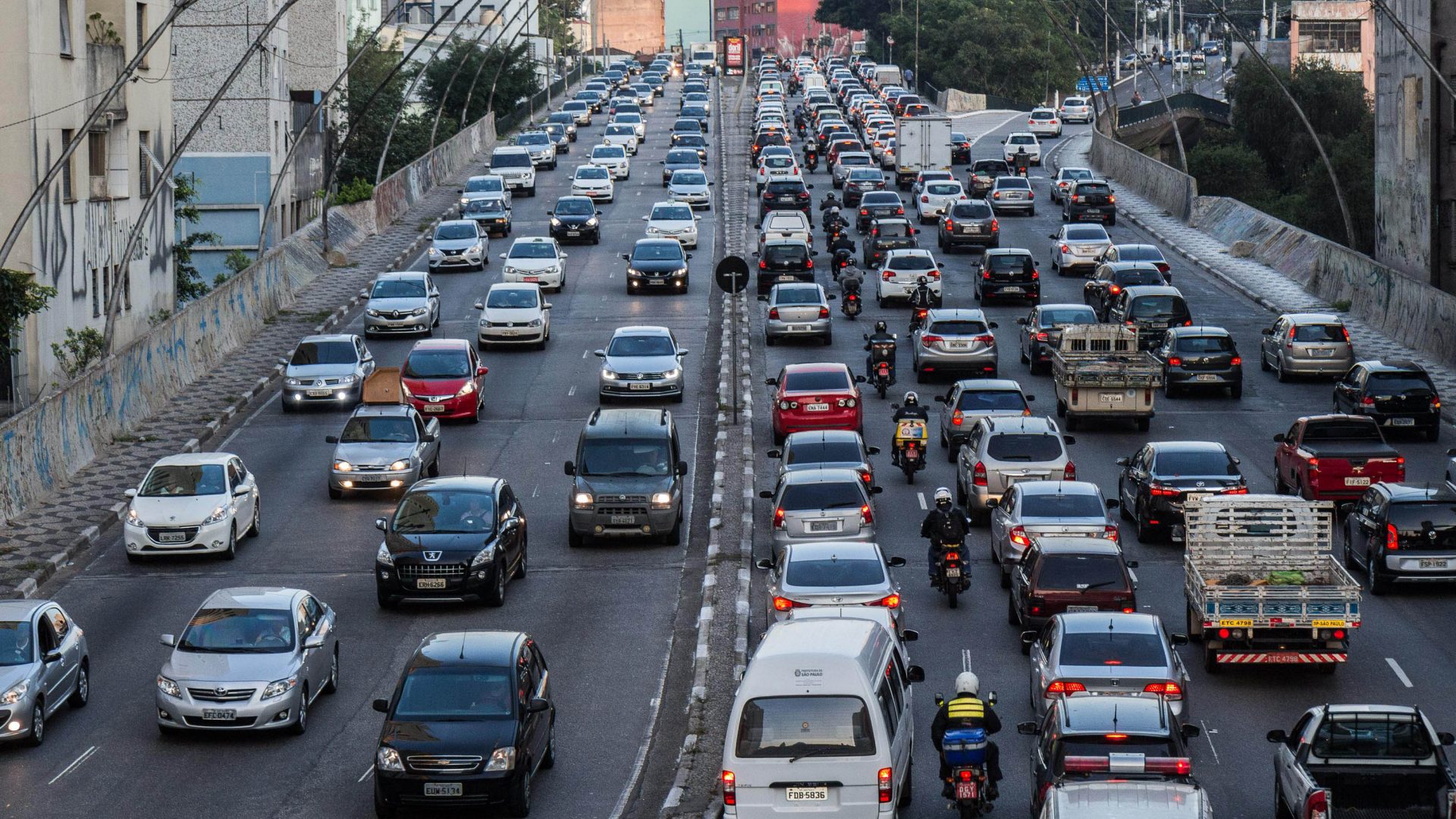 Brief: São Paulo begins widening highway - BNamericas