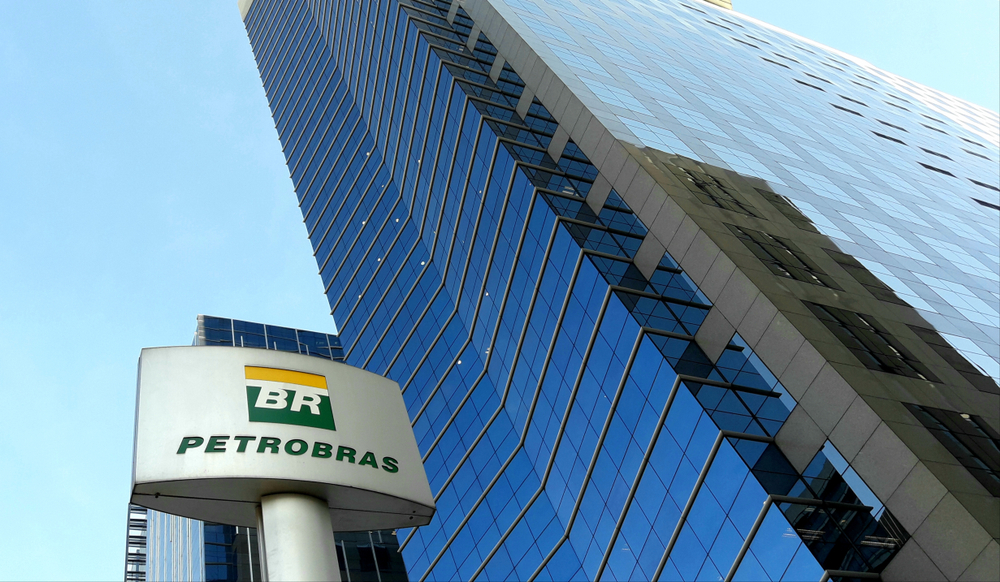 Petrobras approves USD 5 billion dividend in Q1; shares rise