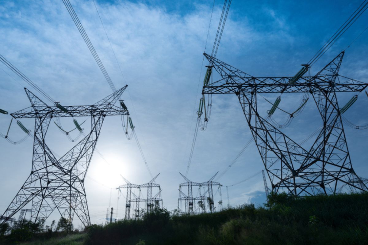 Mystery power outage affects all but one Brazilian states