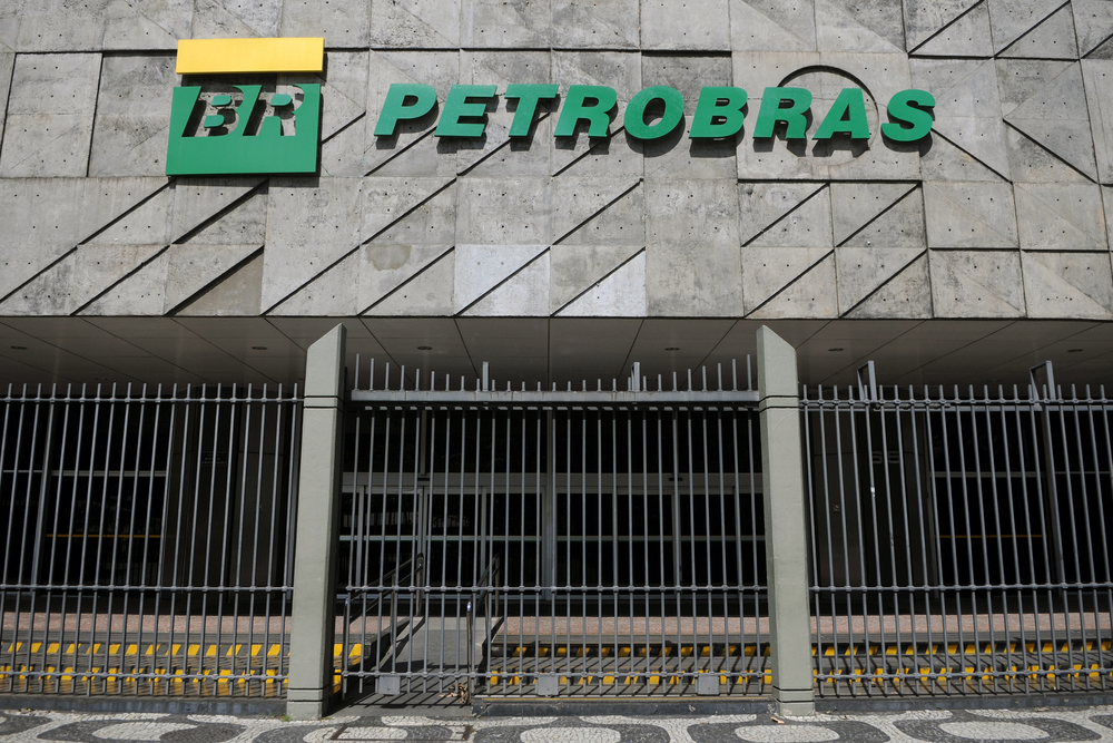 Petrobras dividend policy but questions linger